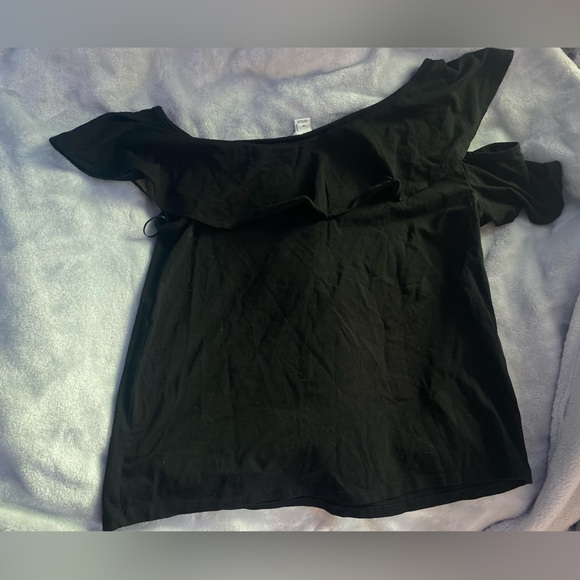 Women’s tank with ruffled short sleeve, open shoulder on right side - Picture 2 of 3